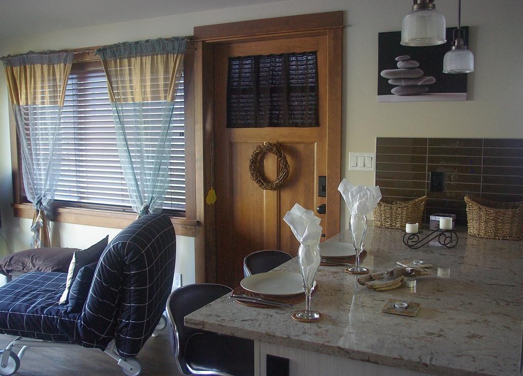 Wild Coast Chalets Port Renfrew Bilik gambar