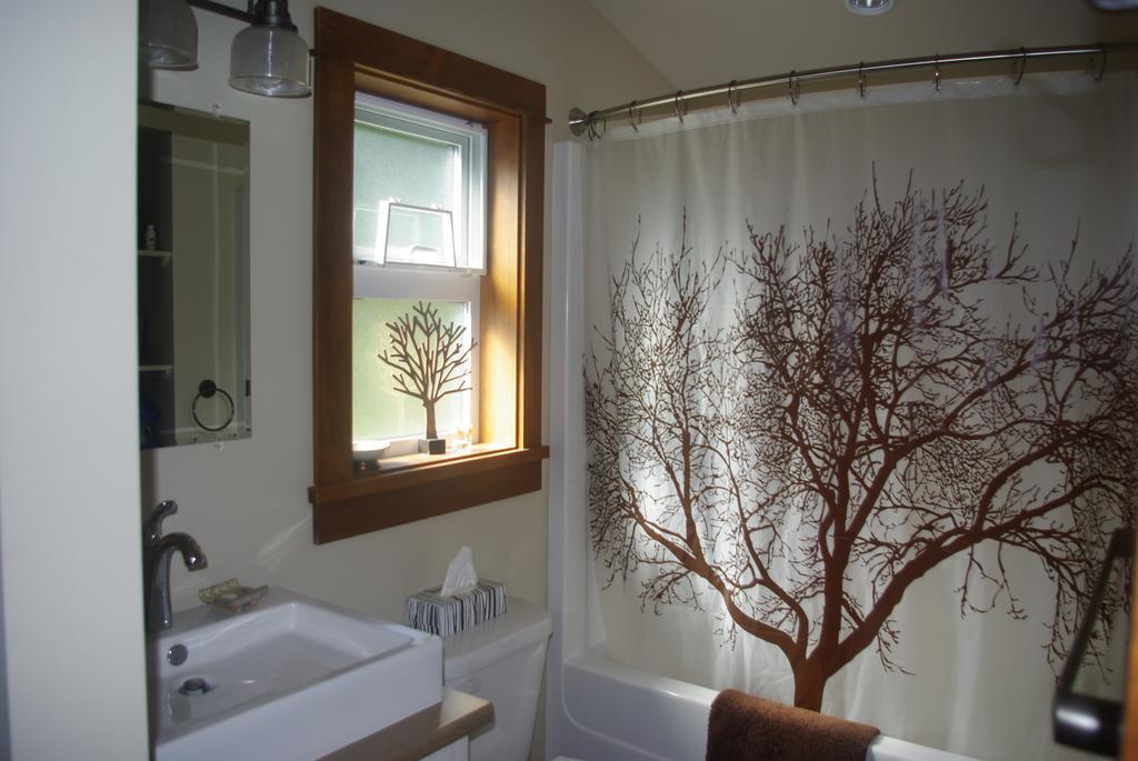 Wild Coast Chalets Port Renfrew Bilik gambar